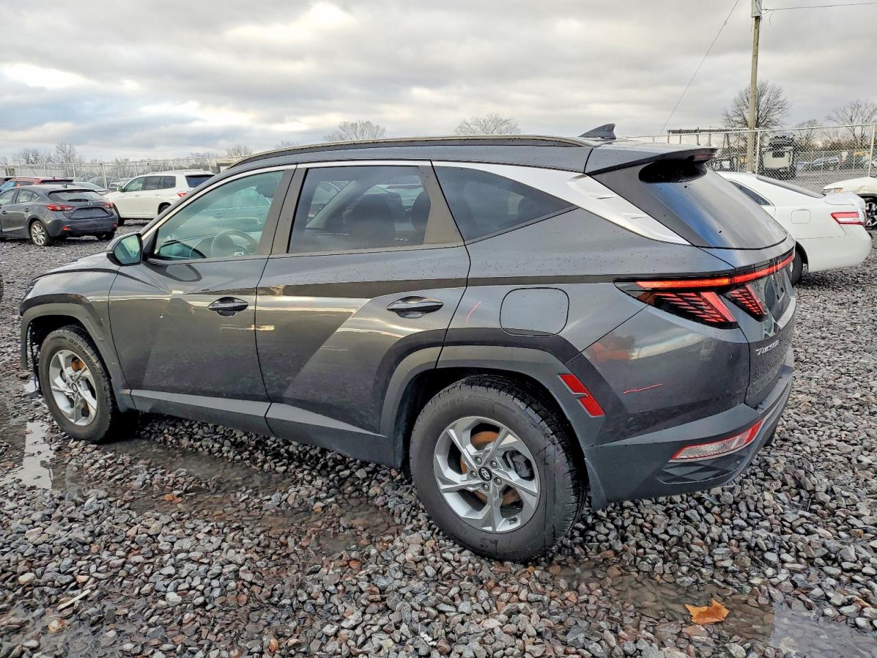 2022 HYUNDAI TUCSON SEL photo 2