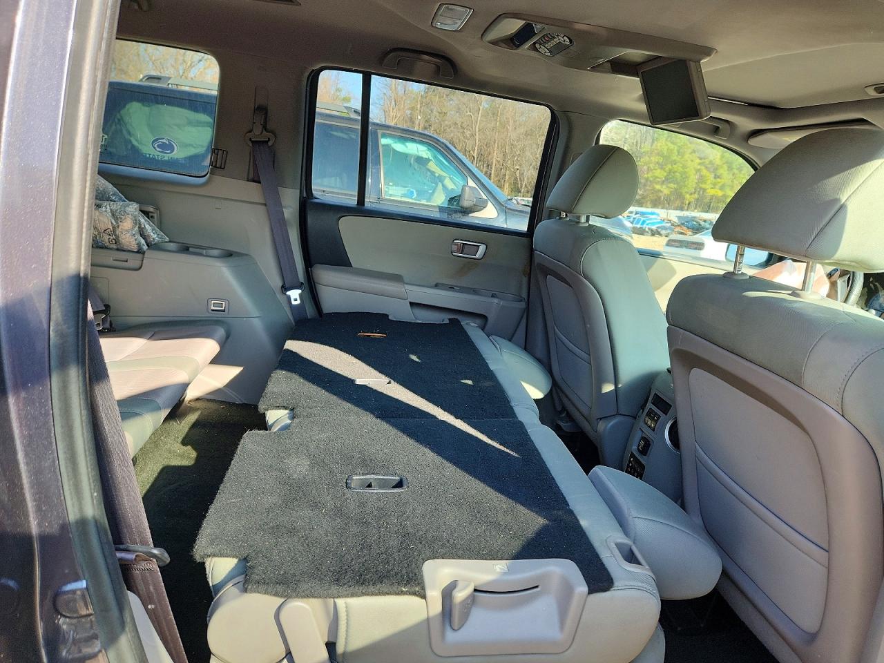 2015 HONDA PILOT SE photo 11
