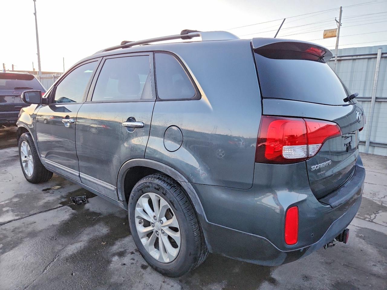 2014 KIA SORENTO EX photo 2