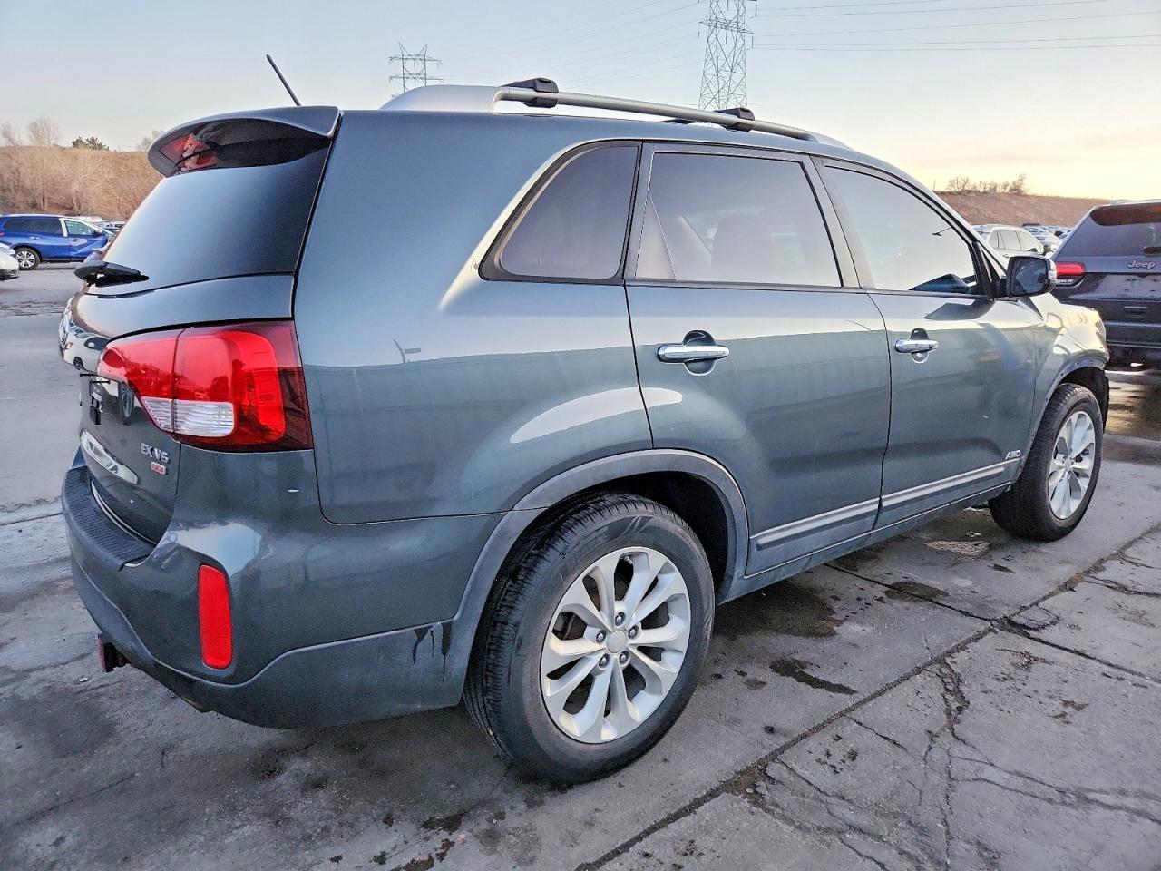 2014 KIA SORENTO EX photo 3