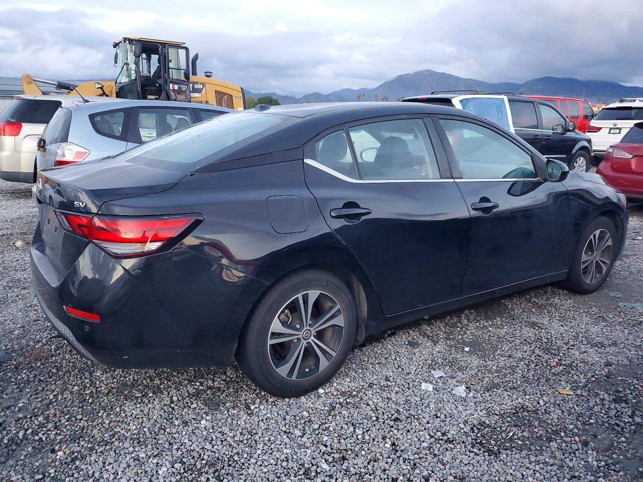 2022 NISSAN SENTRA SV photo 3