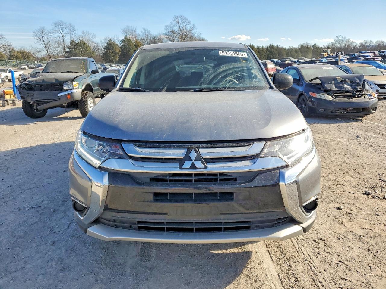 2018 MITSUBISHI OUTLANDER ES photo 9