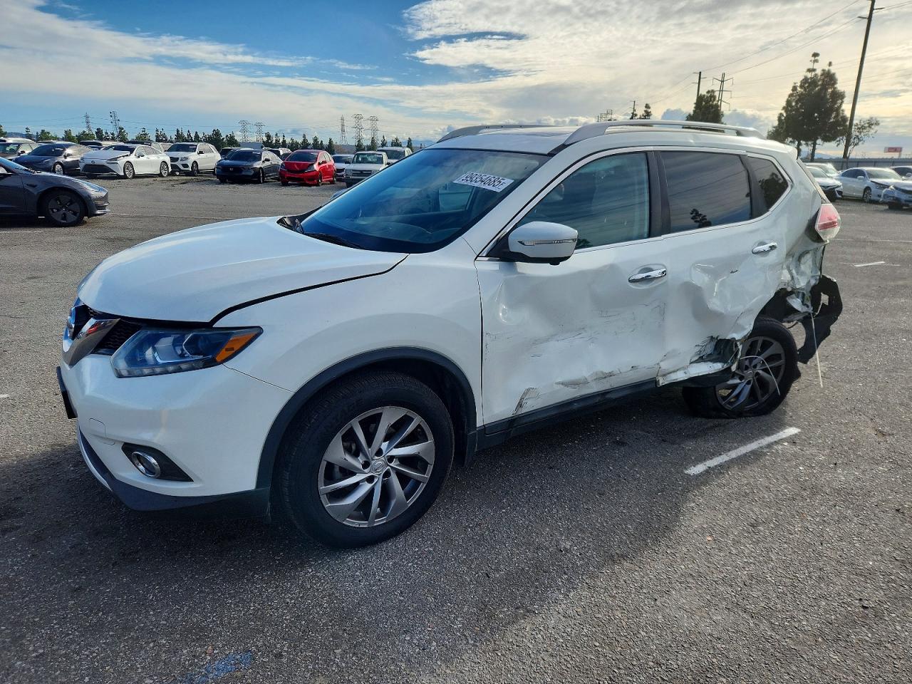 2014 NISSAN ROGUE