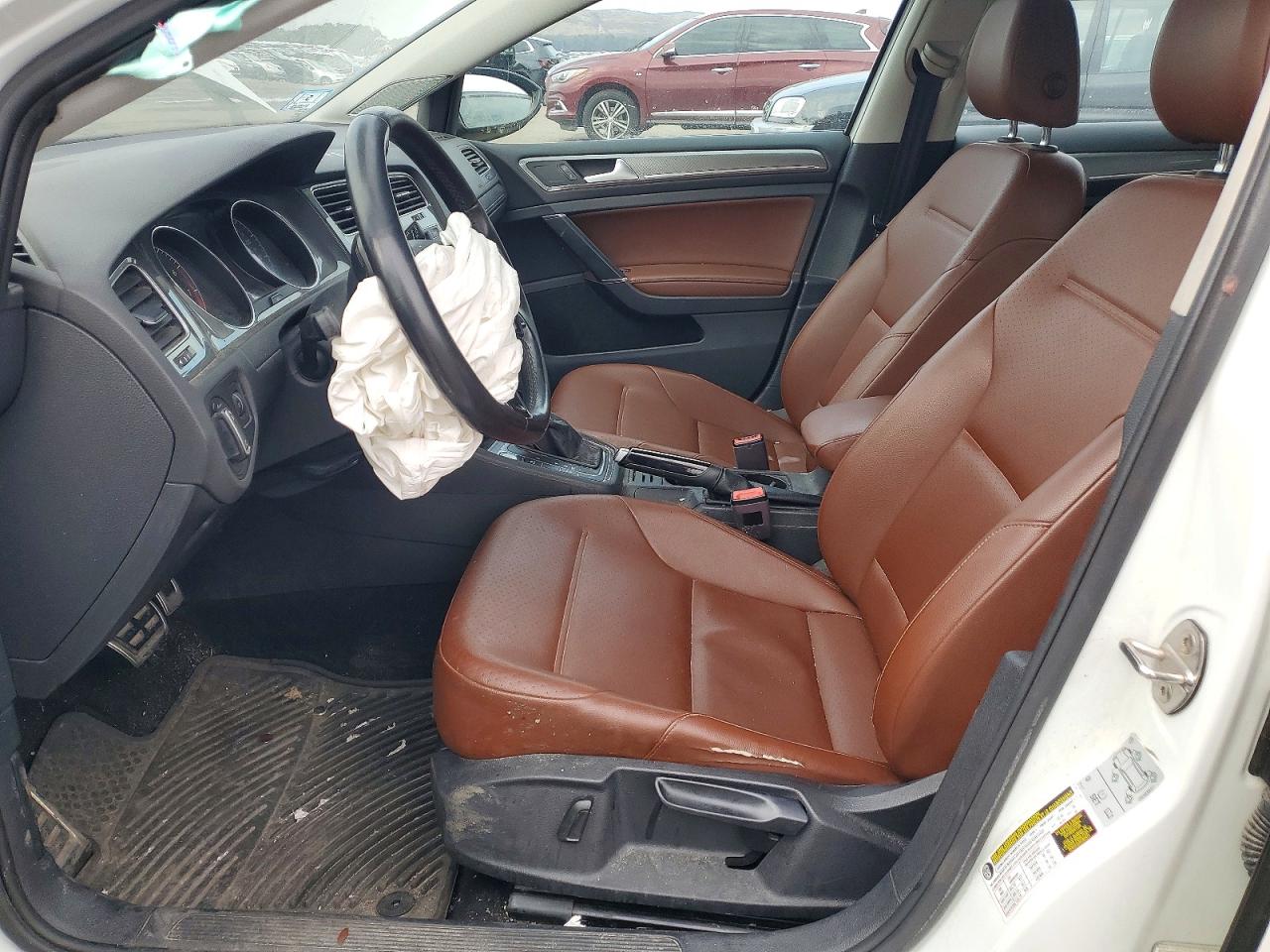 2017 VOLKSWAGEN GOLF ALLTRACK S photo 13
