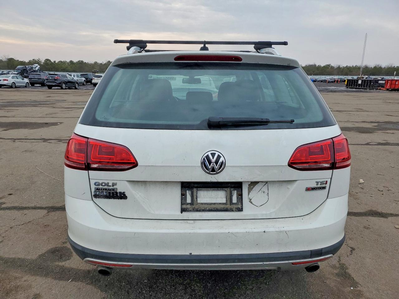 2017 VOLKSWAGEN GOLF ALLTRACK S photo 11