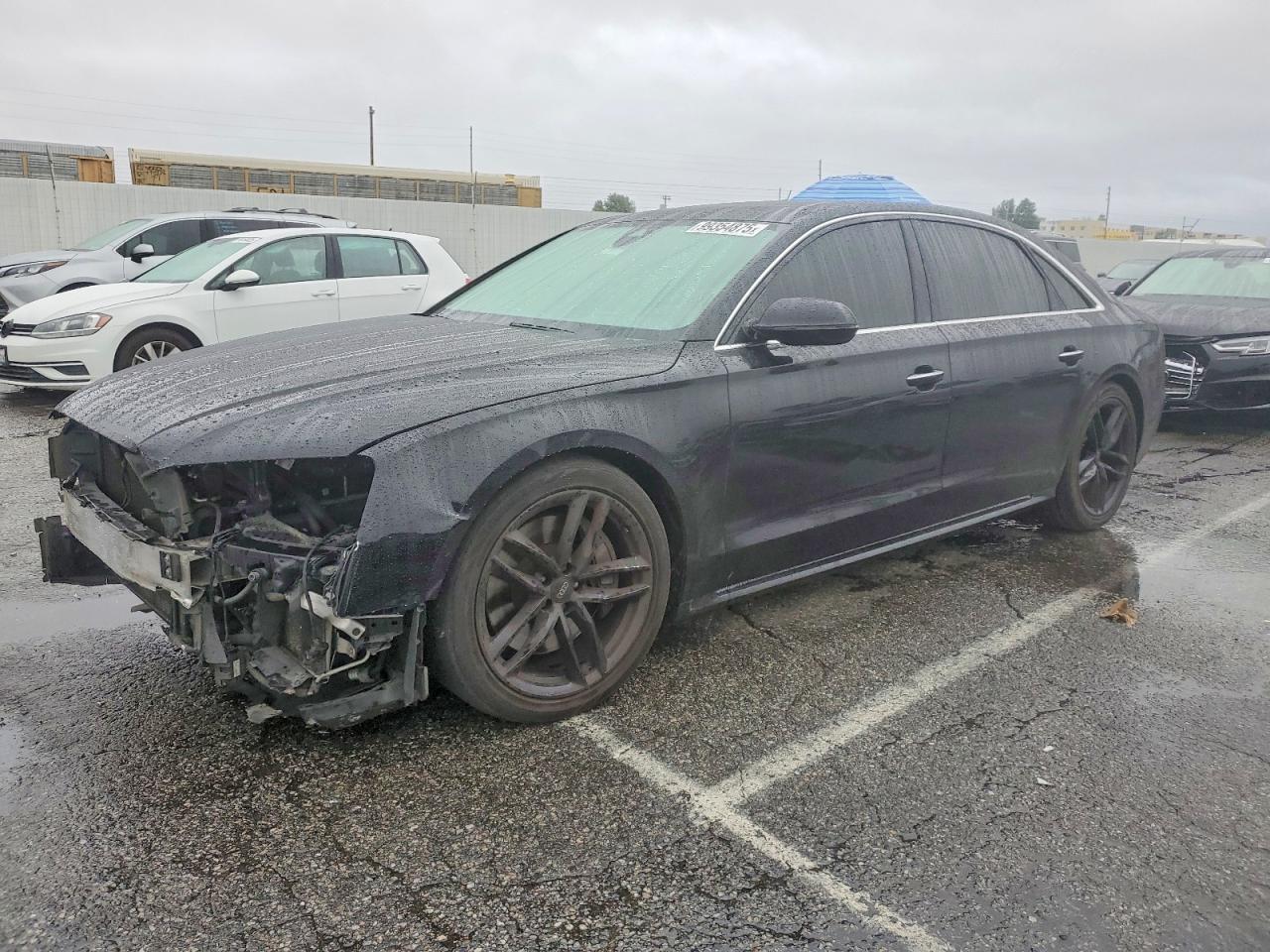 2016 AUDI A8