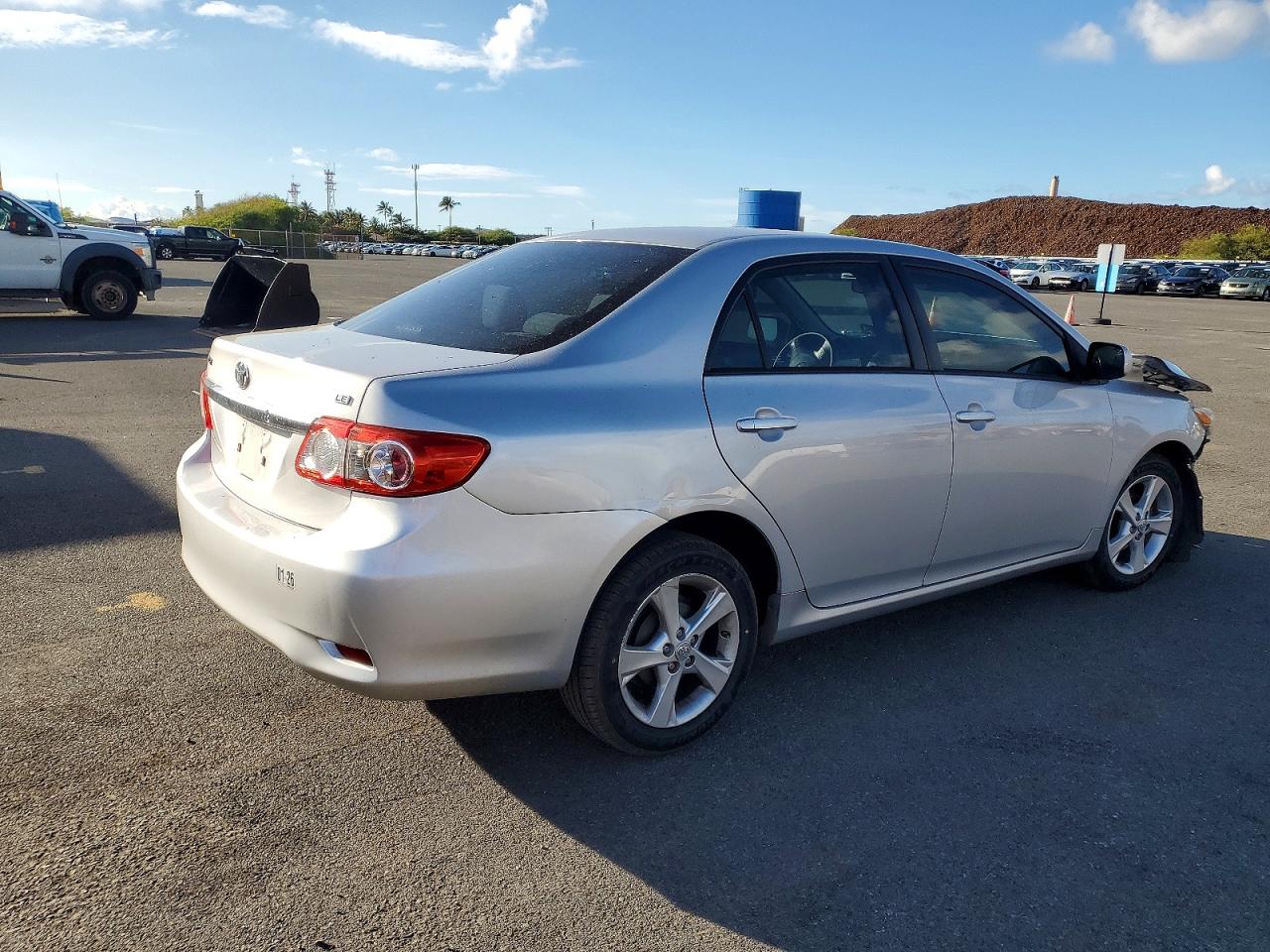 2012 TOYOTA COROLLA BASE photo 3