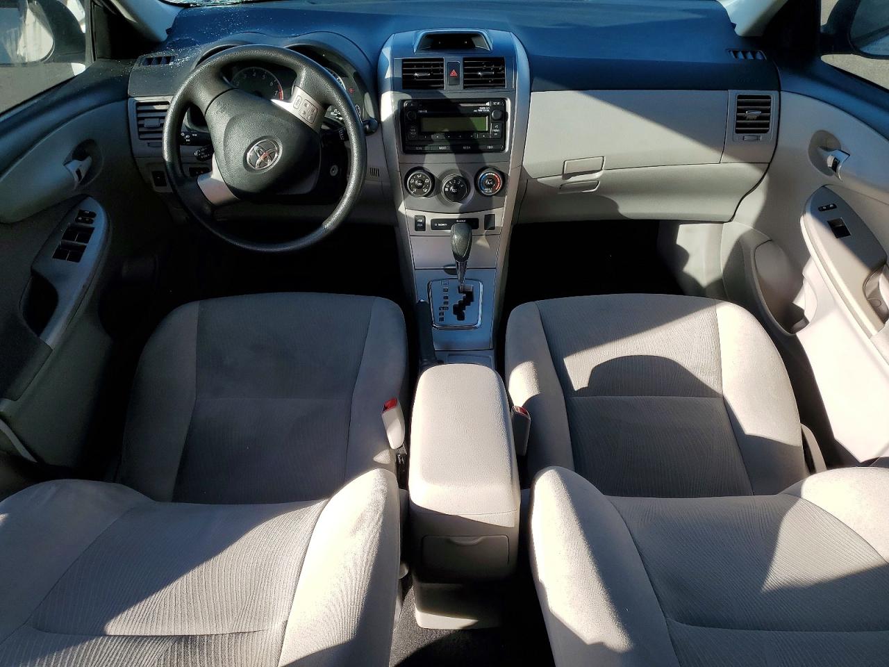 2012 TOYOTA COROLLA BASE photo 8