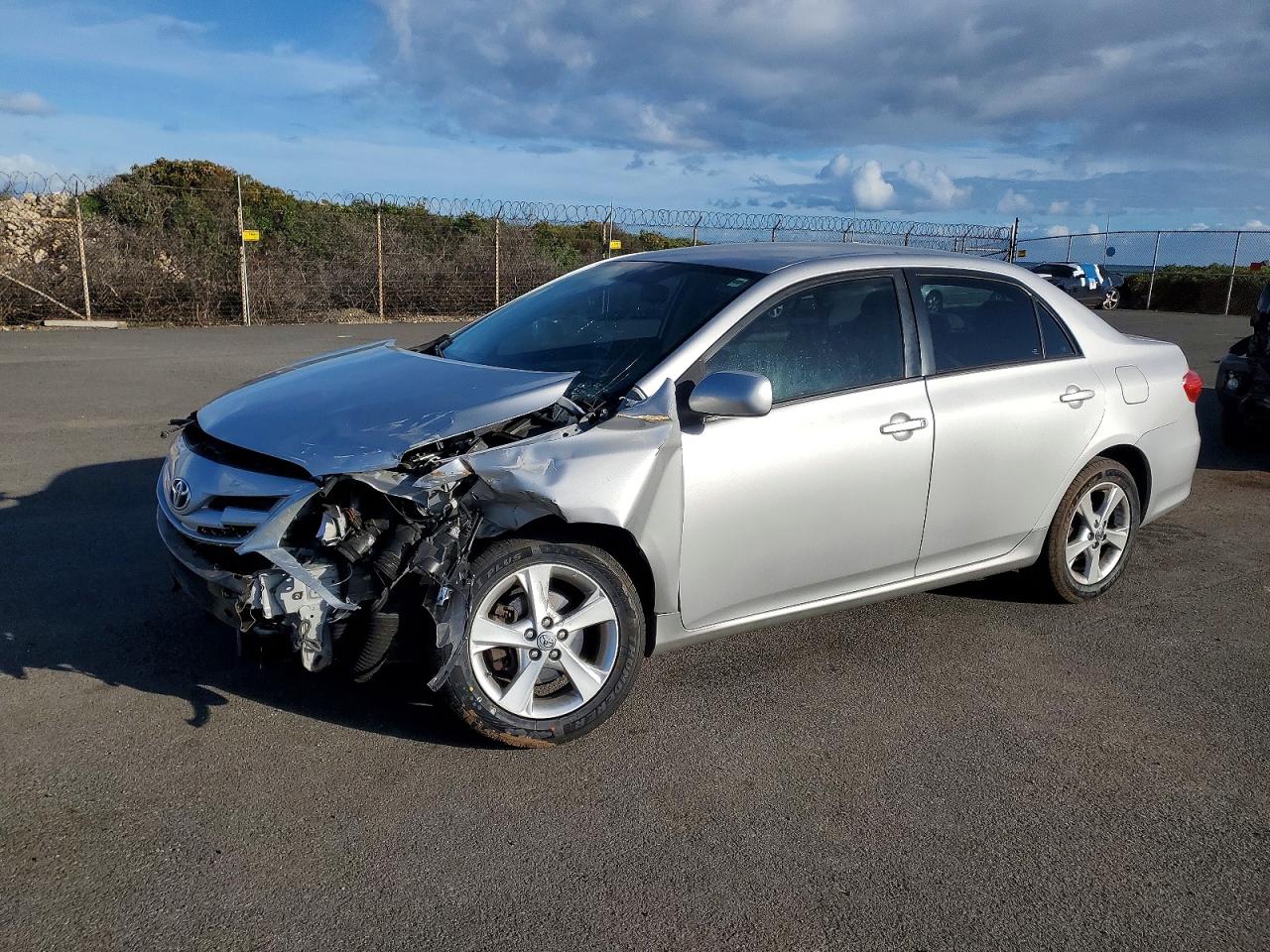 2012 TOYOTA COROLLA