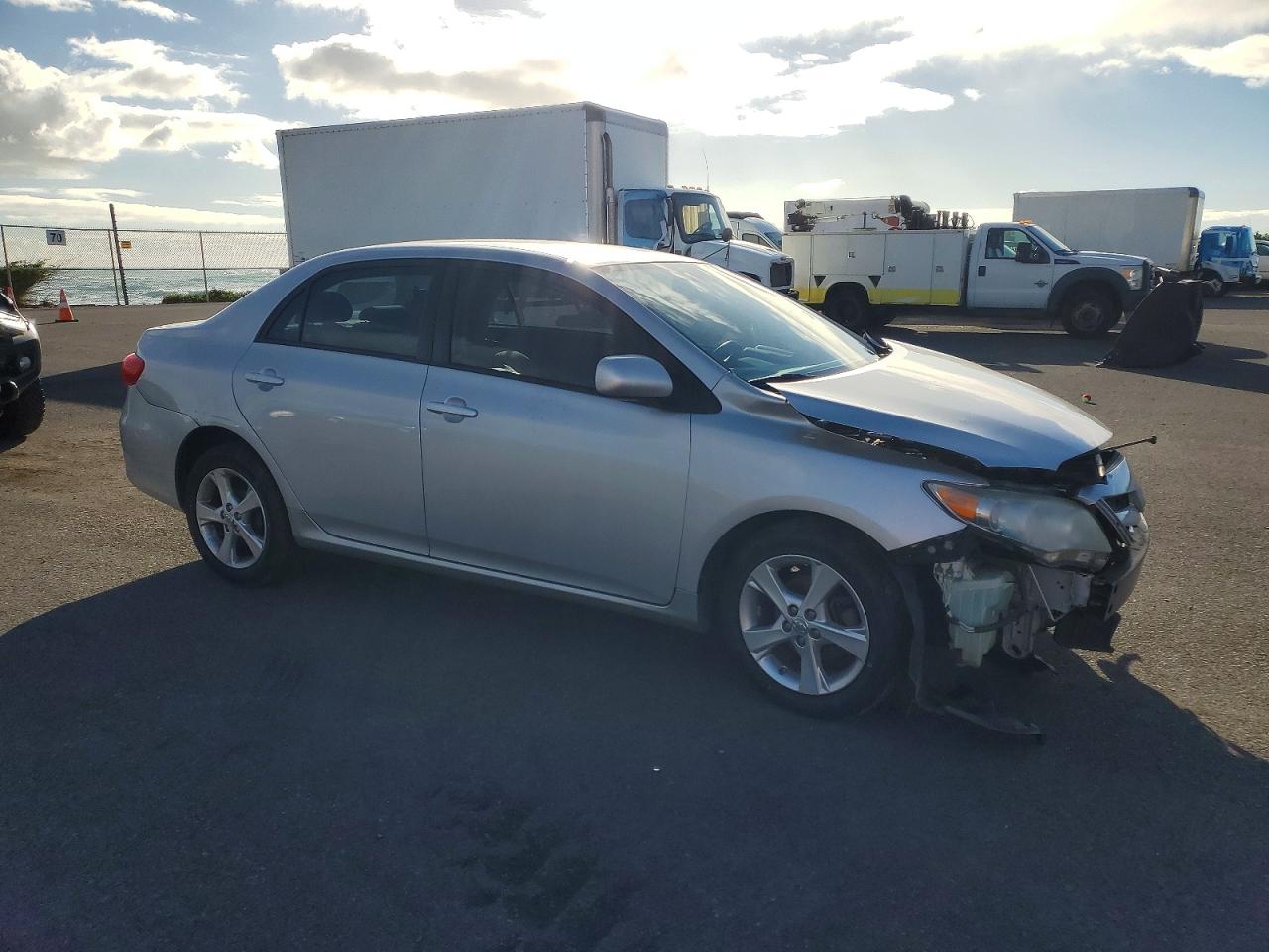 2012 TOYOTA COROLLA BASE photo 4