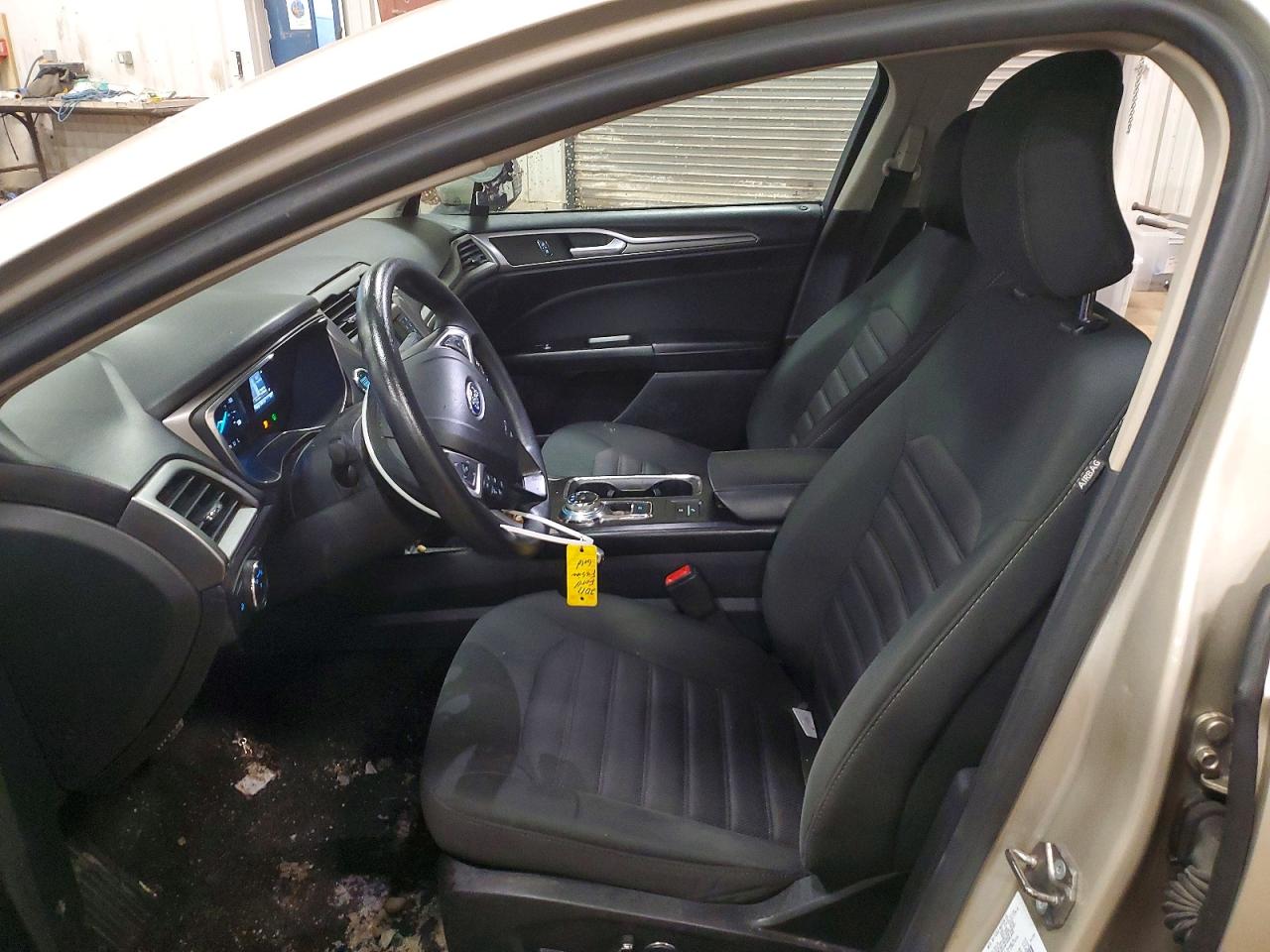 2017 FORD FUSION SE HYBRID photo 25