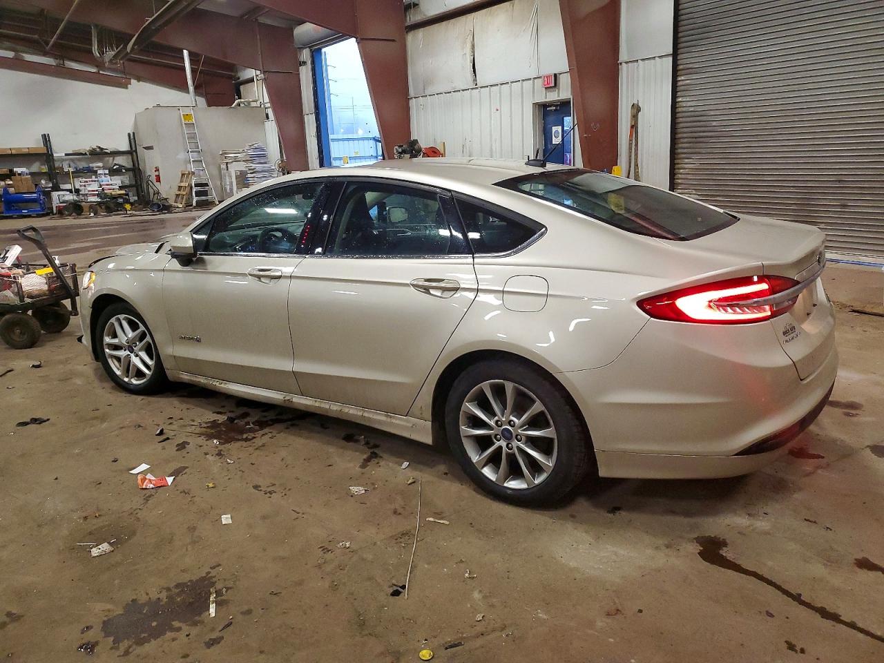 2017 FORD FUSION SE HYBRID photo 5