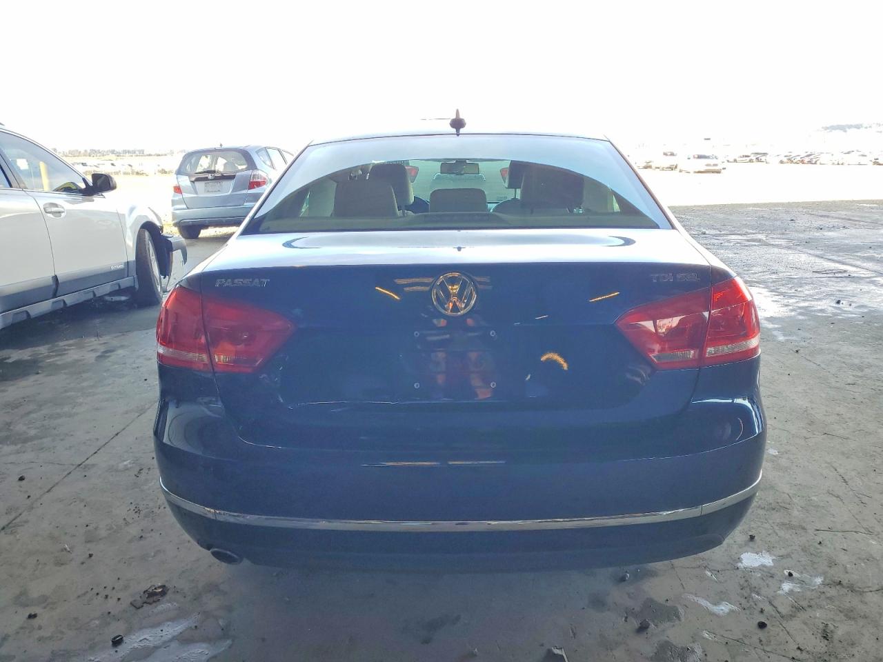 2015 VOLKSWAGEN PASSAT SEL photo 6