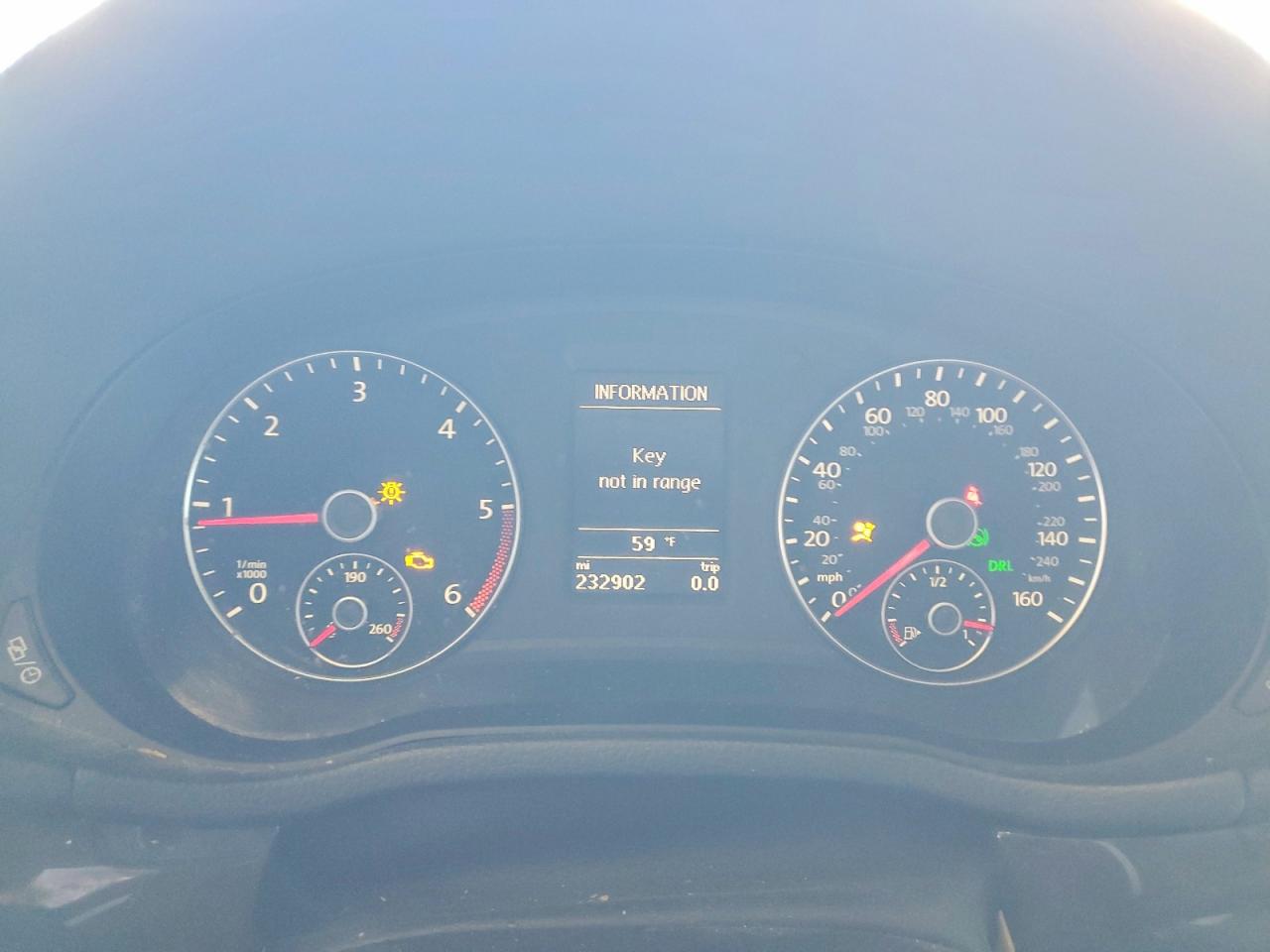 2015 VOLKSWAGEN PASSAT SEL photo 9