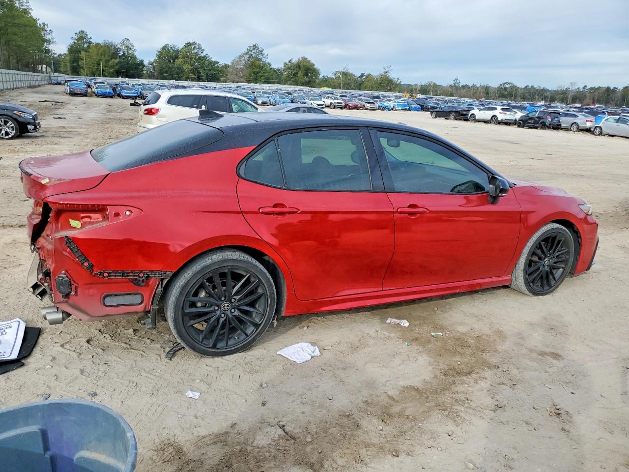 2022 TOYOTA CAMRY XSE photo 3