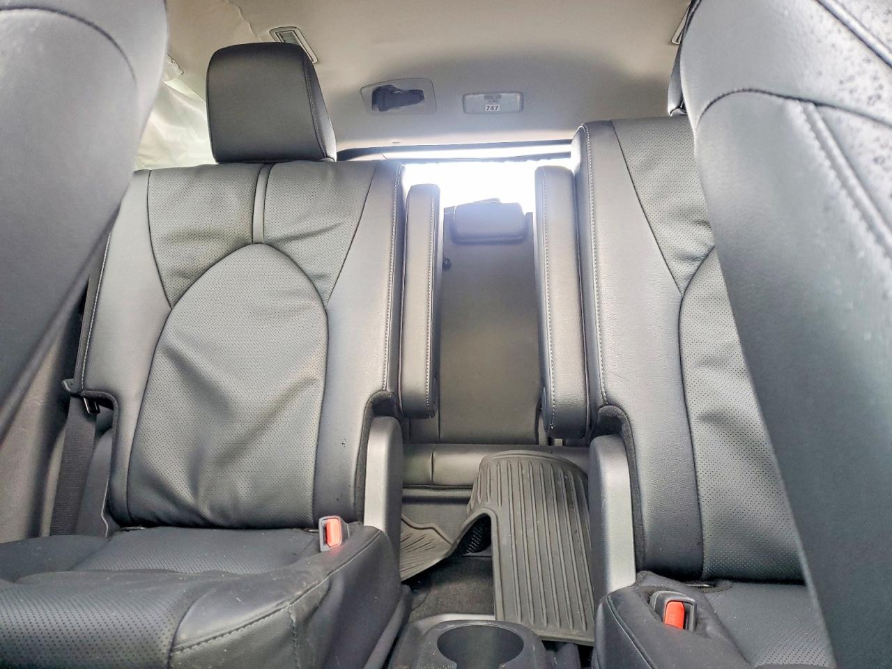 2025 TOYOTA HIGHLANDER HYBRID LIMITED photo 10