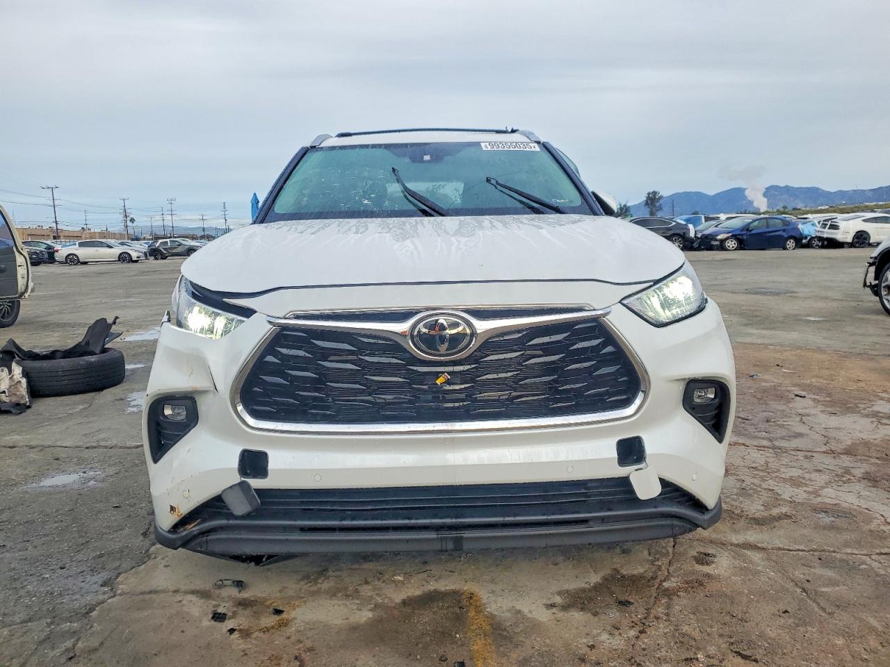 2025 TOYOTA HIGHLANDER HYBRID LIMITED photo 5