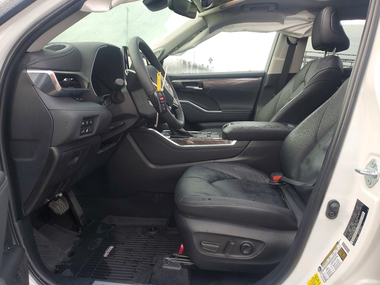 2025 TOYOTA HIGHLANDER HYBRID LIMITED photo 7