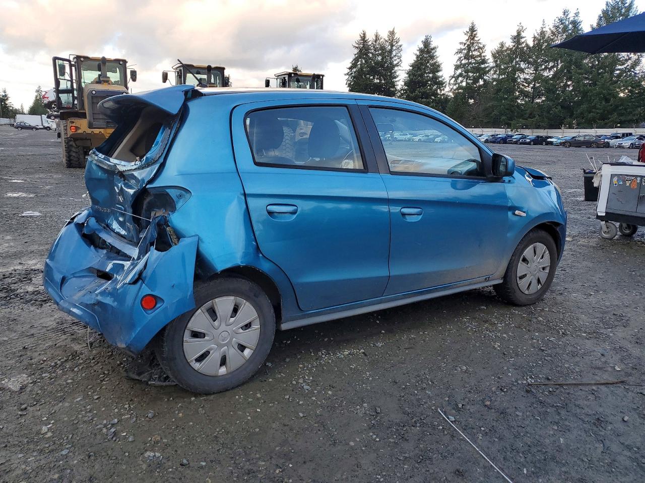 2015 MITSUBISHI MIRAGE DE photo 3
