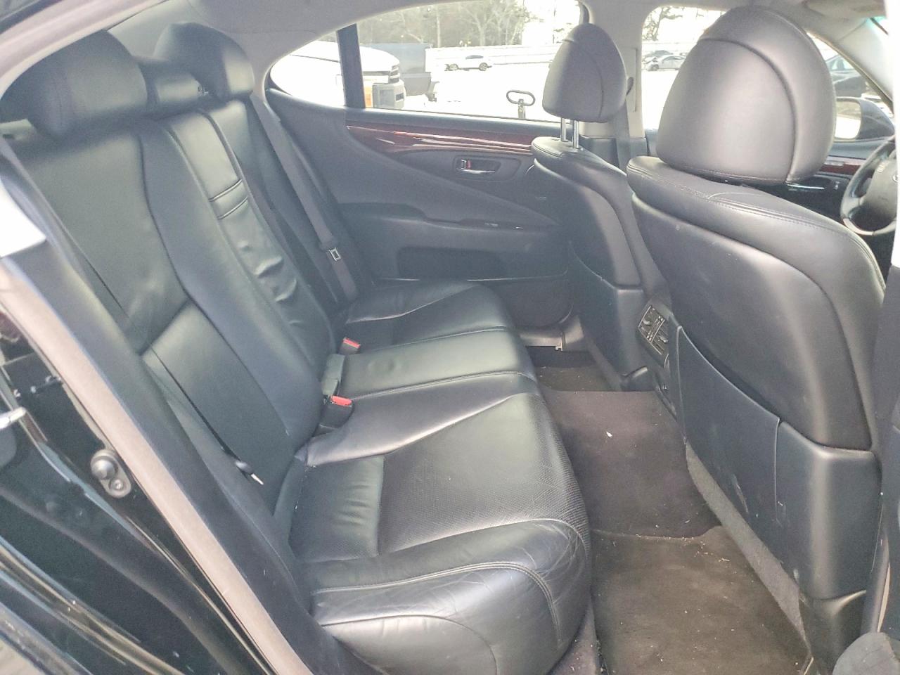 2007 LEXUS LS 460 photo 10