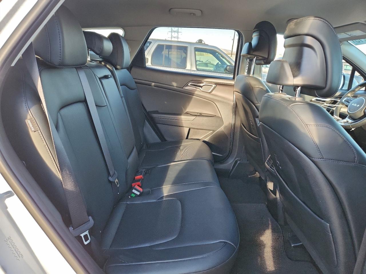 2025 KIA SPORTAGE EX photo 21