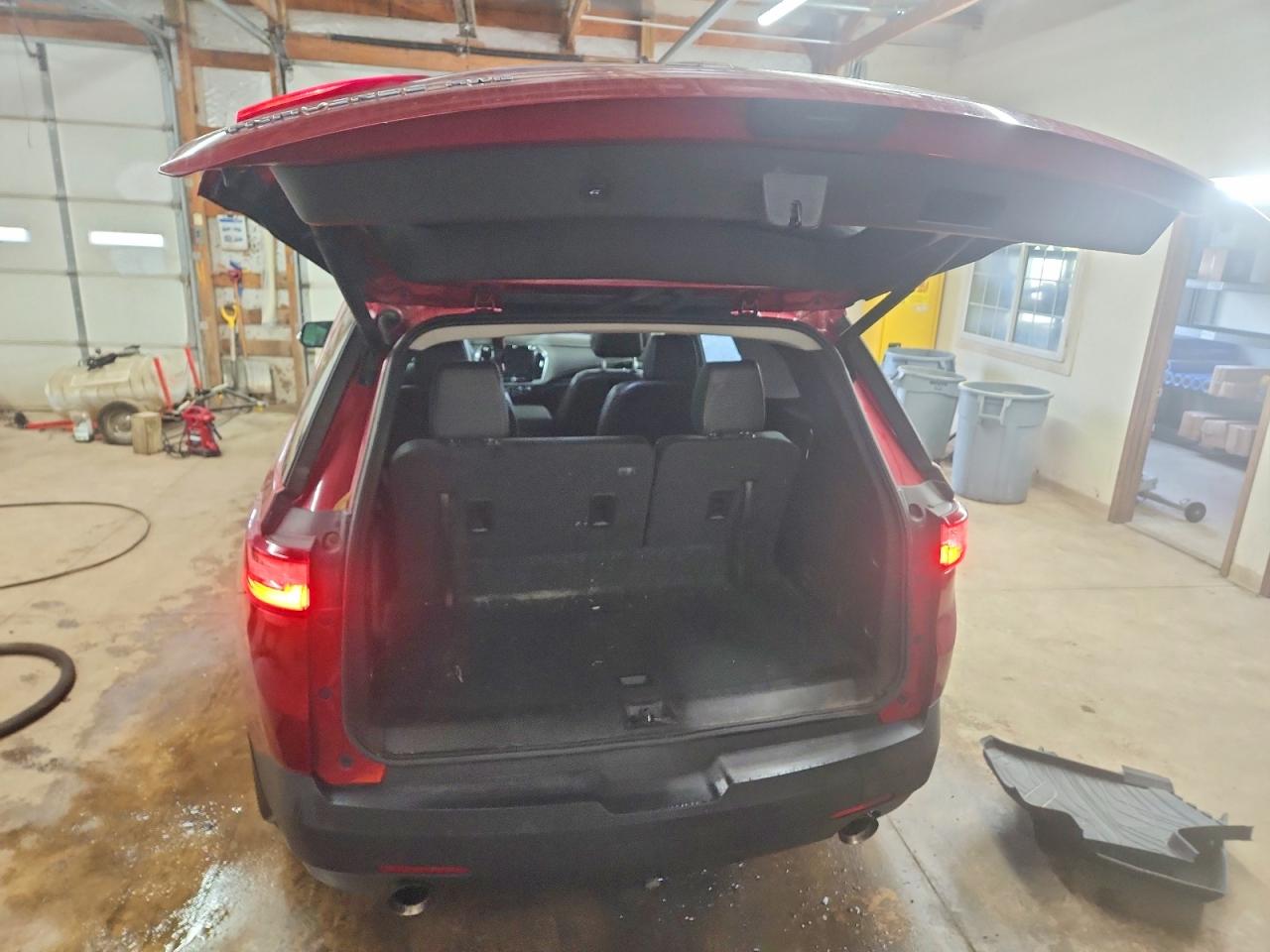 2019 CHEVROLET TRAVERSE LT photo 6