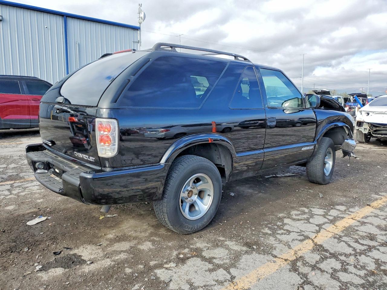 2003 CHEVROLET BLAZER photo 5