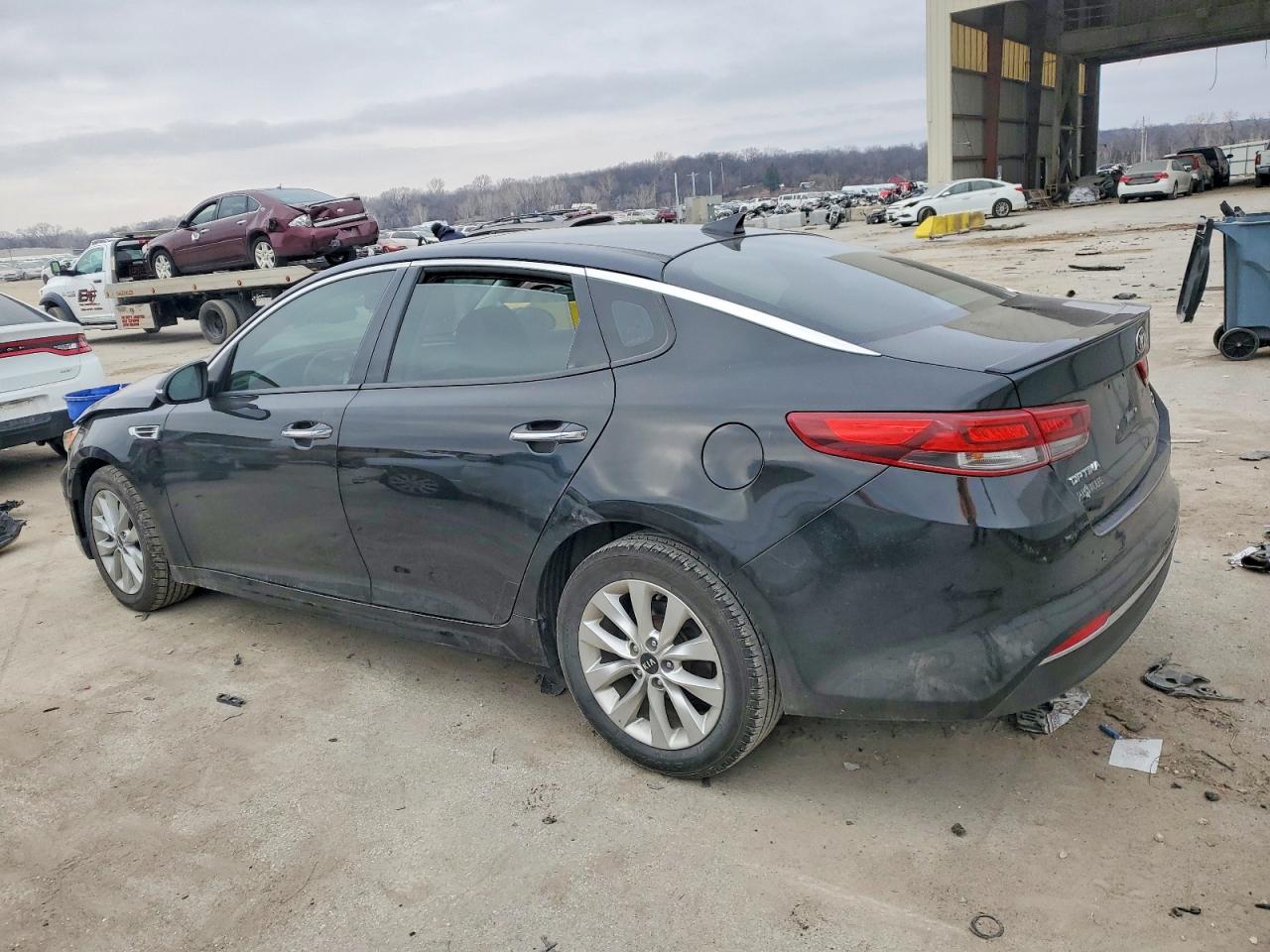 2018 KIA OPTIMA photo 3