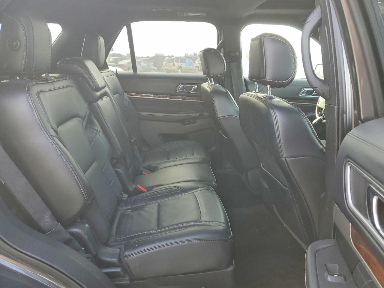 2016 FORD EXPLORER PLATINUM photo 11