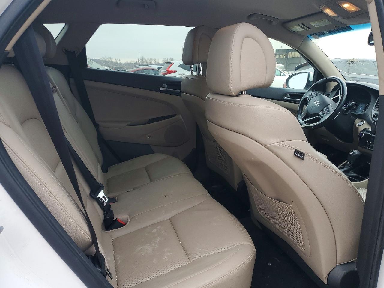 2017 HYUNDAI TUCSON SE PLUS photo 11