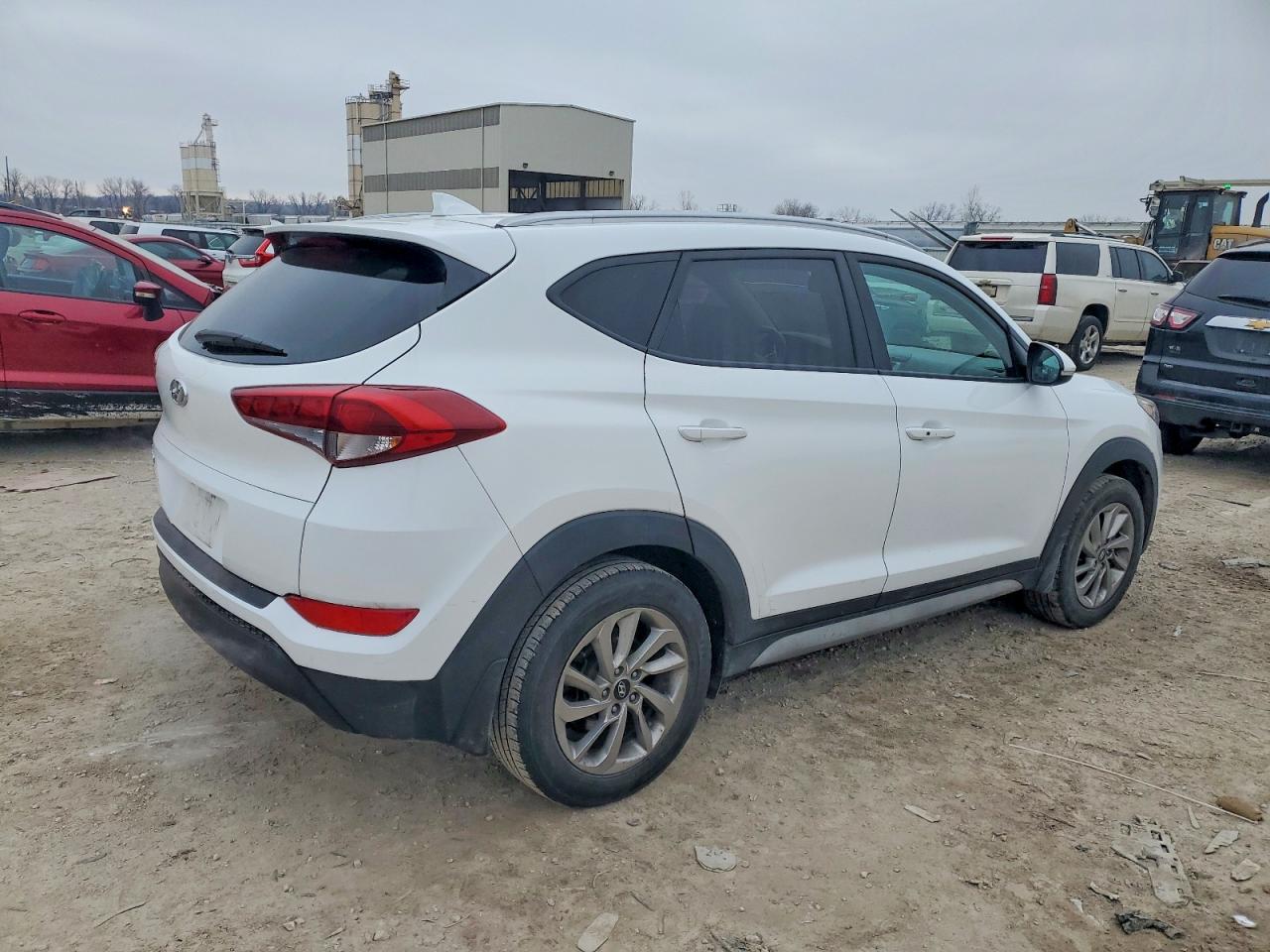 2017 HYUNDAI TUCSON SE PLUS photo 3