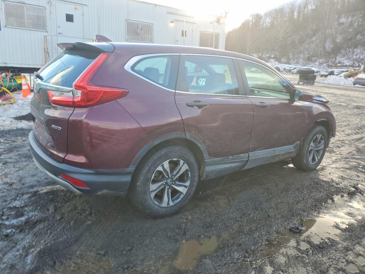 2017 HONDA CR-V LX photo 3