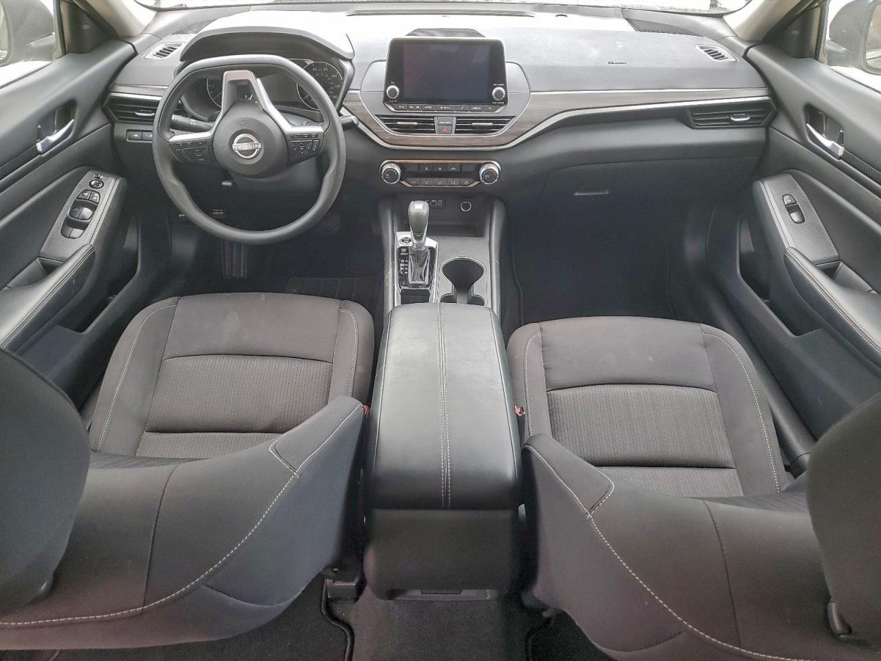 2025 NISSAN ALTIMA SV photo 8