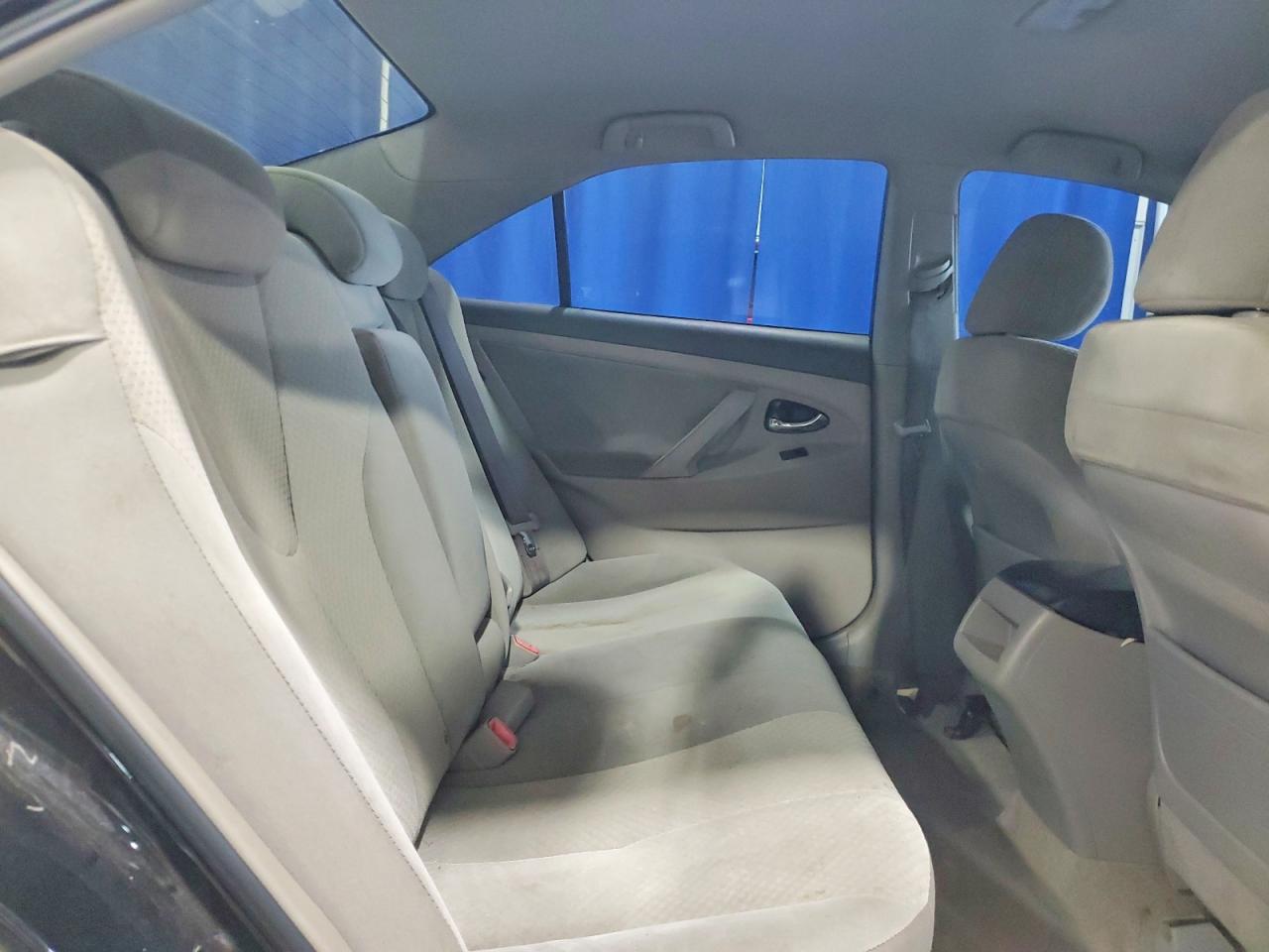 2009 TOYOTA CAMRY BASE photo 10