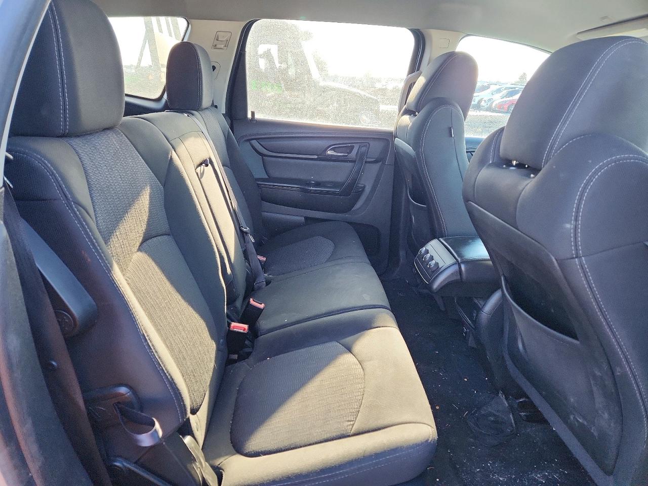 2014 CHEVROLET TRAVERSE LT photo 11