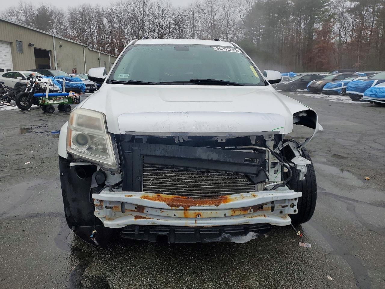 2011 GMC TERRAIN SLT photo 5