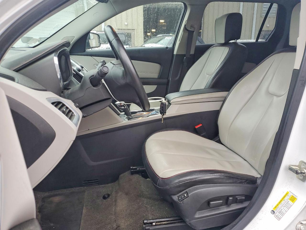 2011 GMC TERRAIN SLT photo 7