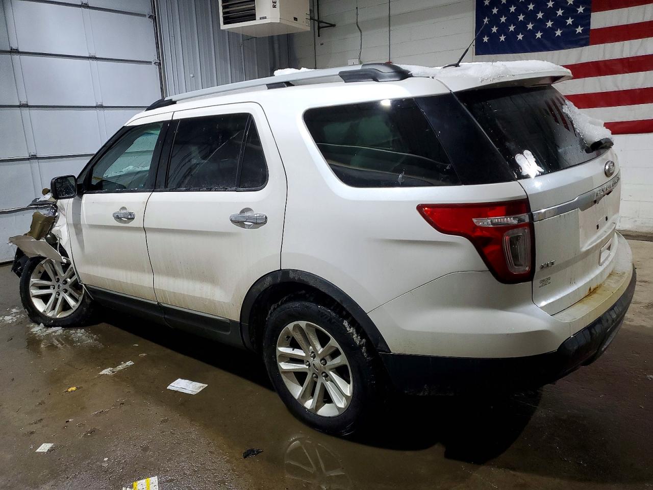 2014 FORD EXPLORER XLT photo 2
