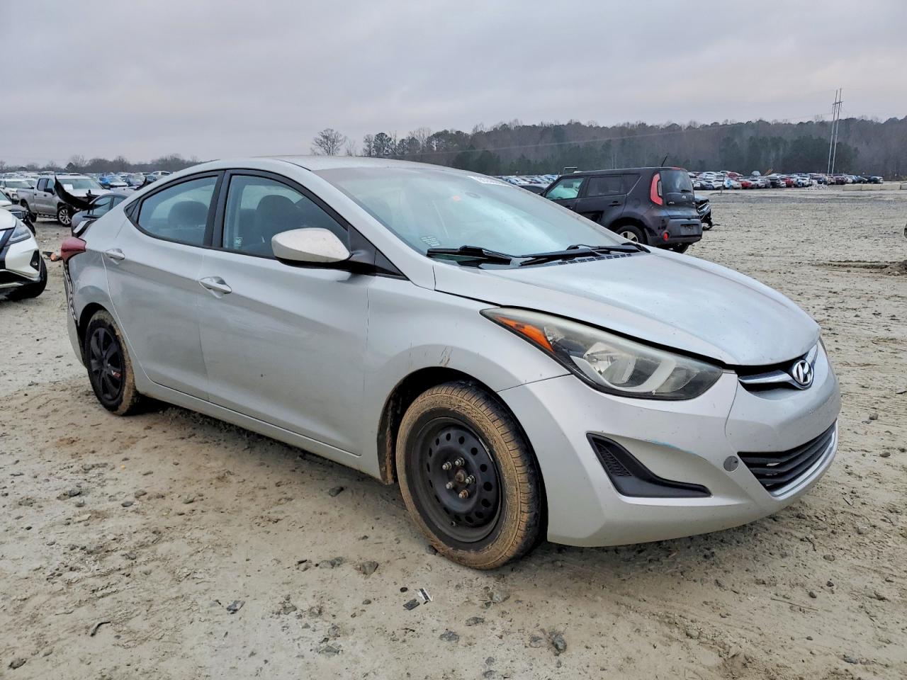 2016 HYUNDAI ELANTRA SE photo 7