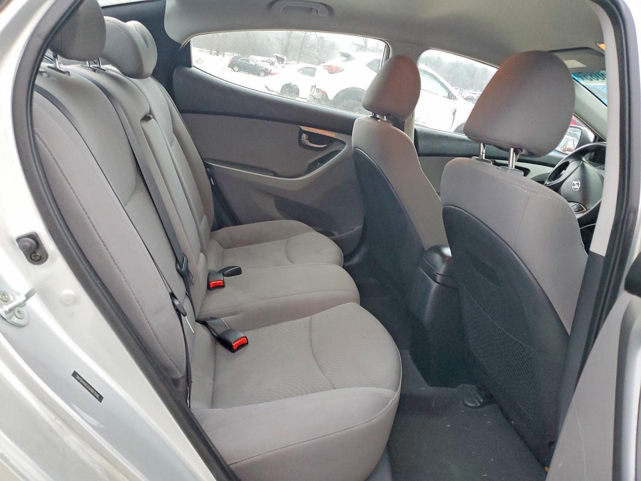 2016 HYUNDAI ELANTRA SE photo 19