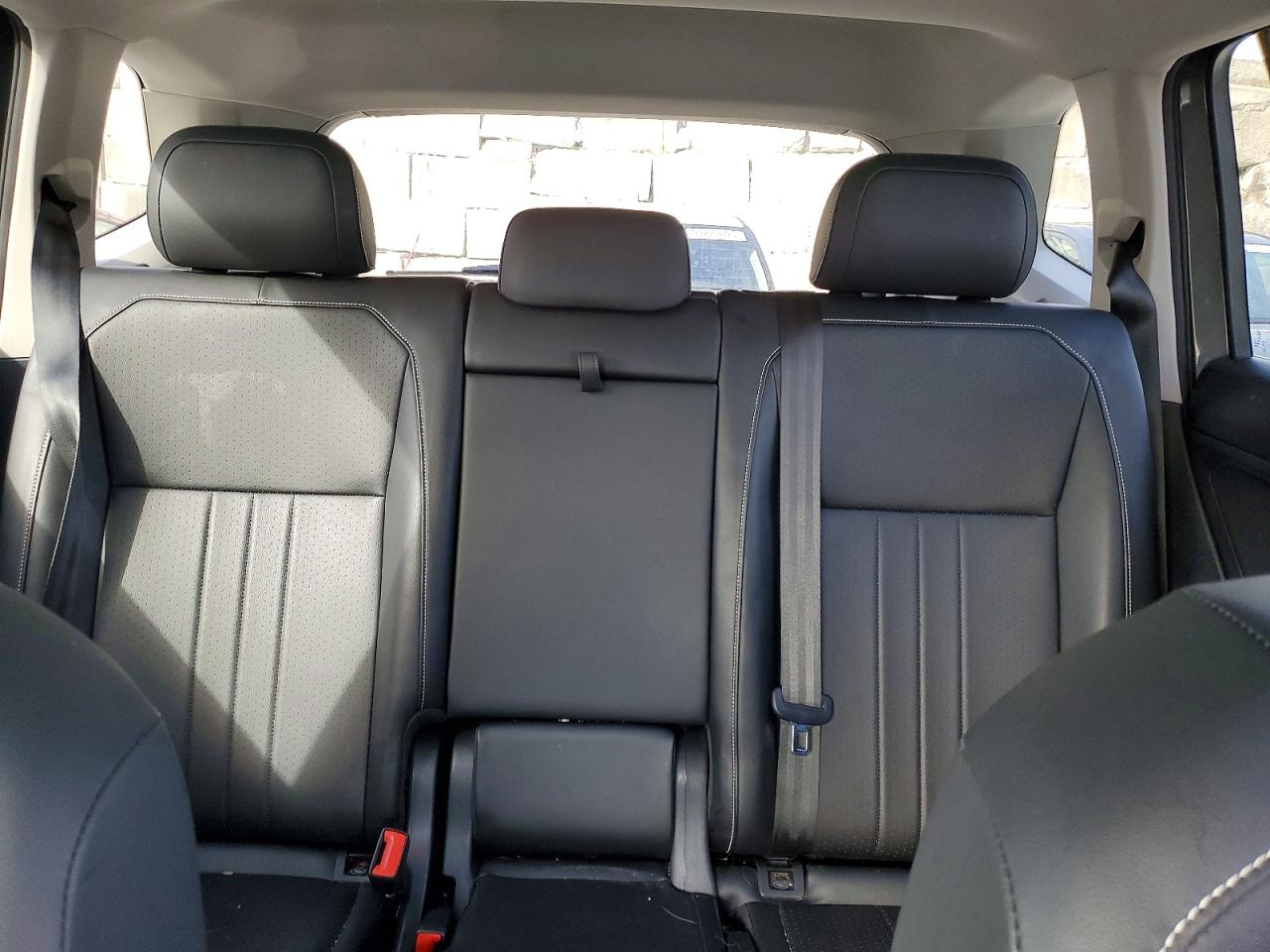 2024 VOLKSWAGEN TIGUAN SE photo 10