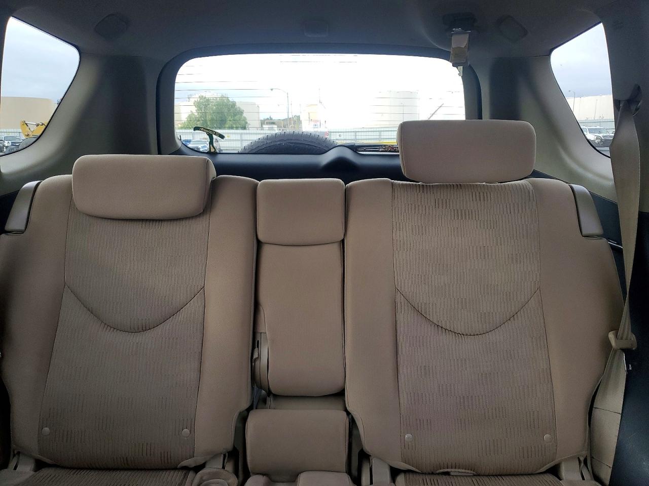 2010 TOYOTA RAV4 photo 19