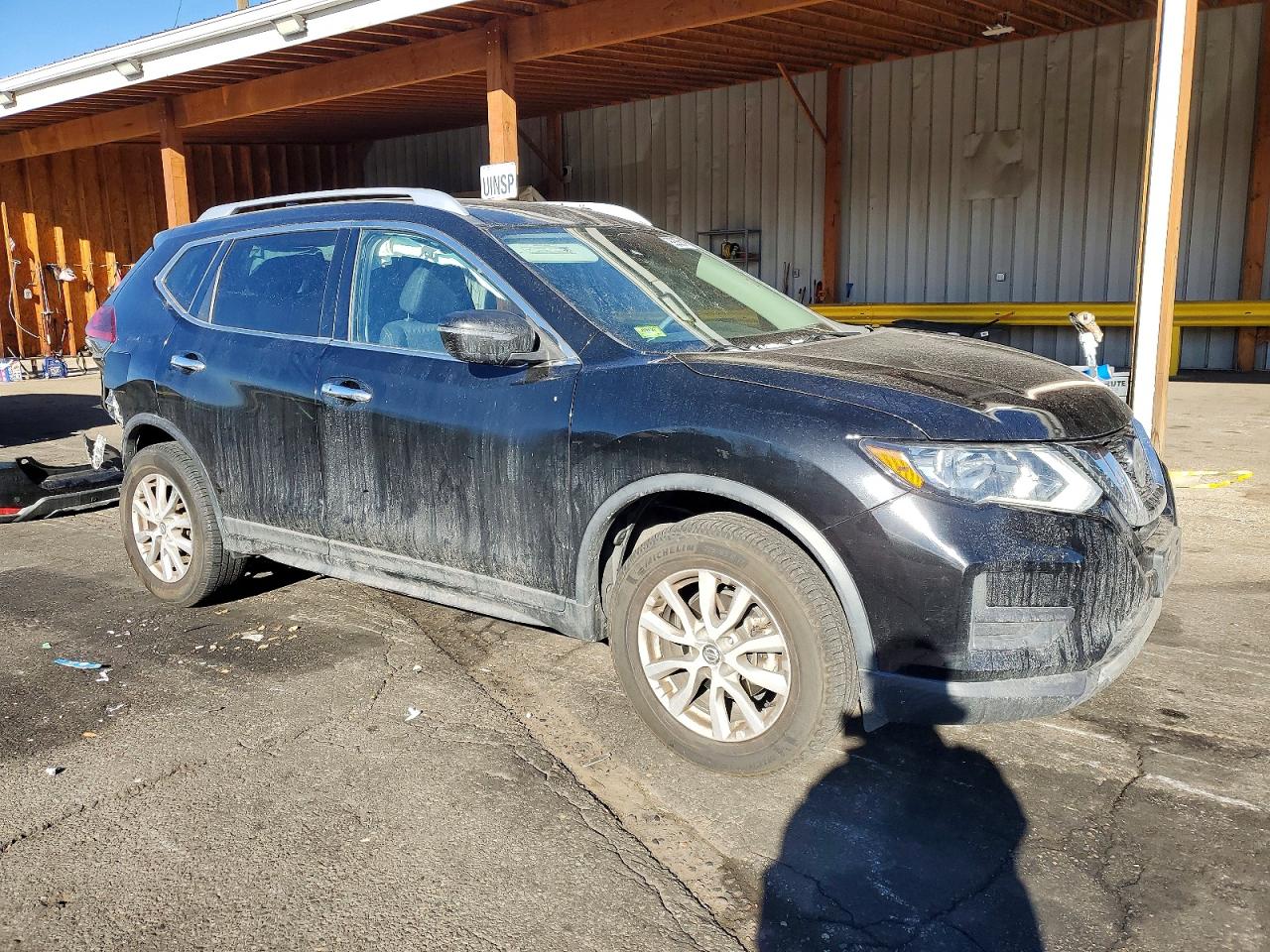 2019 NISSAN ROGUE S photo 4