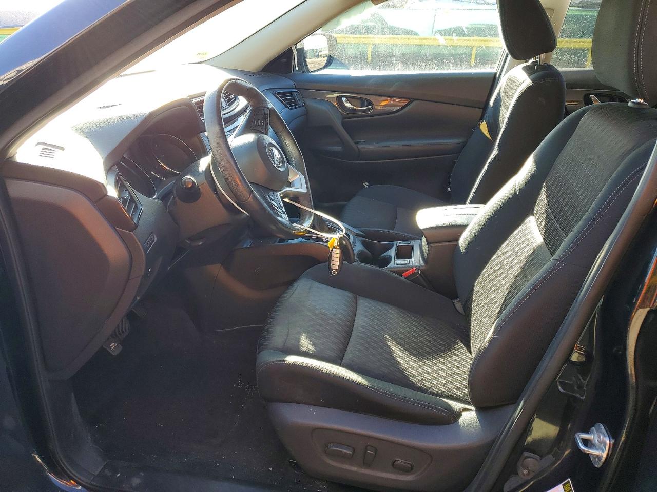2019 NISSAN ROGUE S photo 7