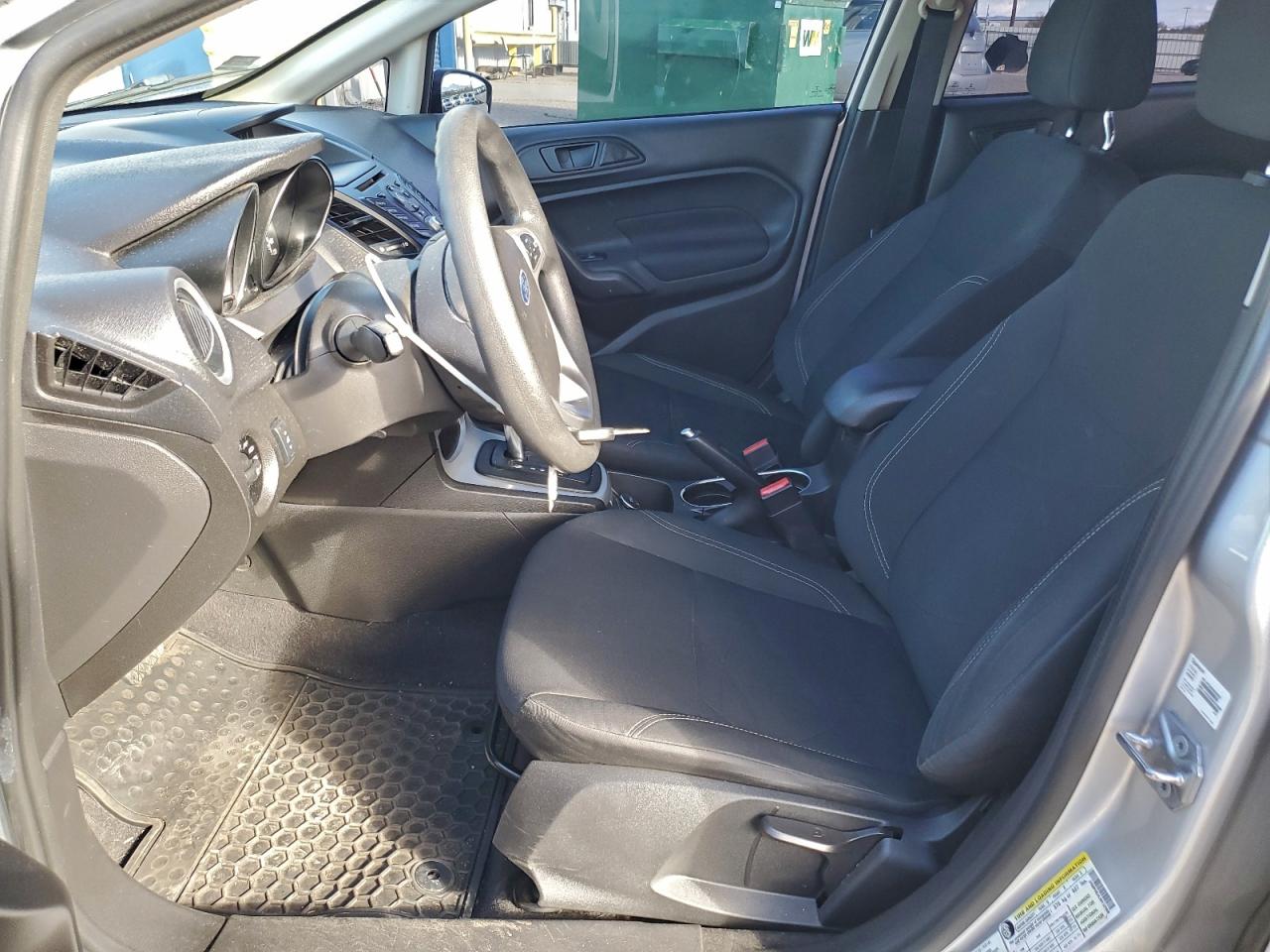 2018 FORD FIESTA SE photo 7