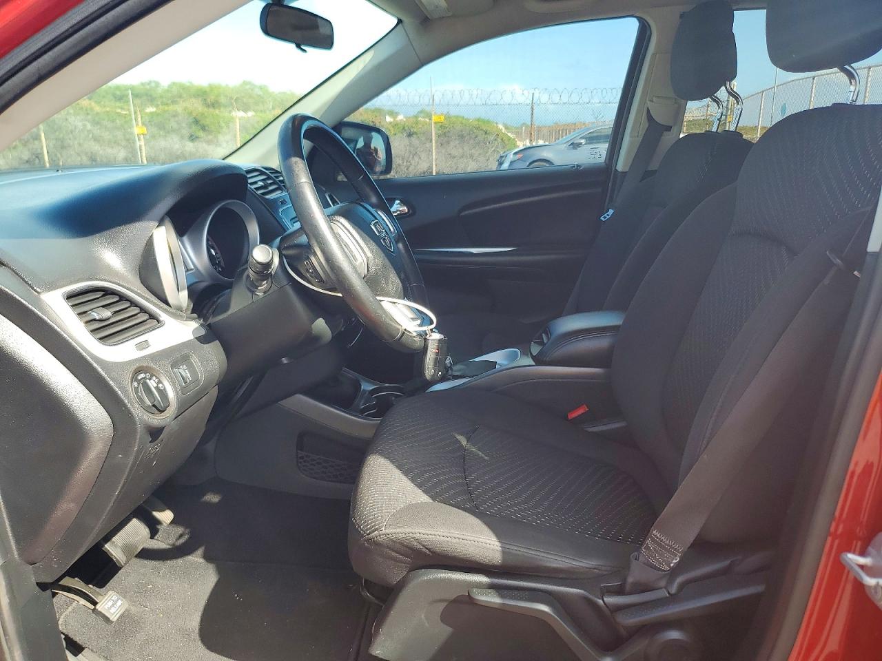 2018 DODGE JOURNEY SE photo 7