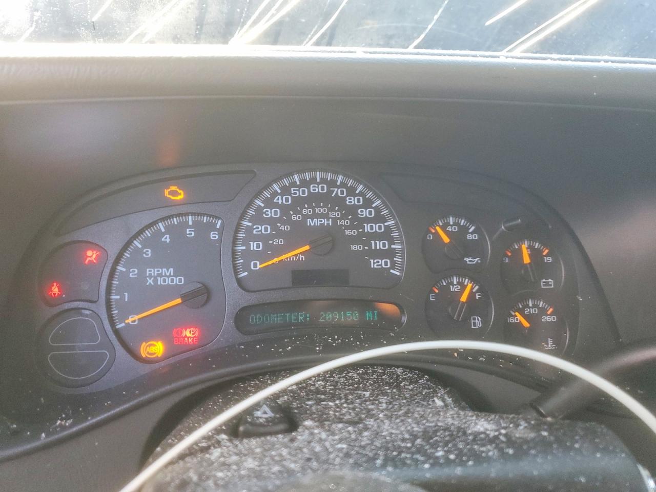 2005 GMC YUKON XL K1500 photo 9