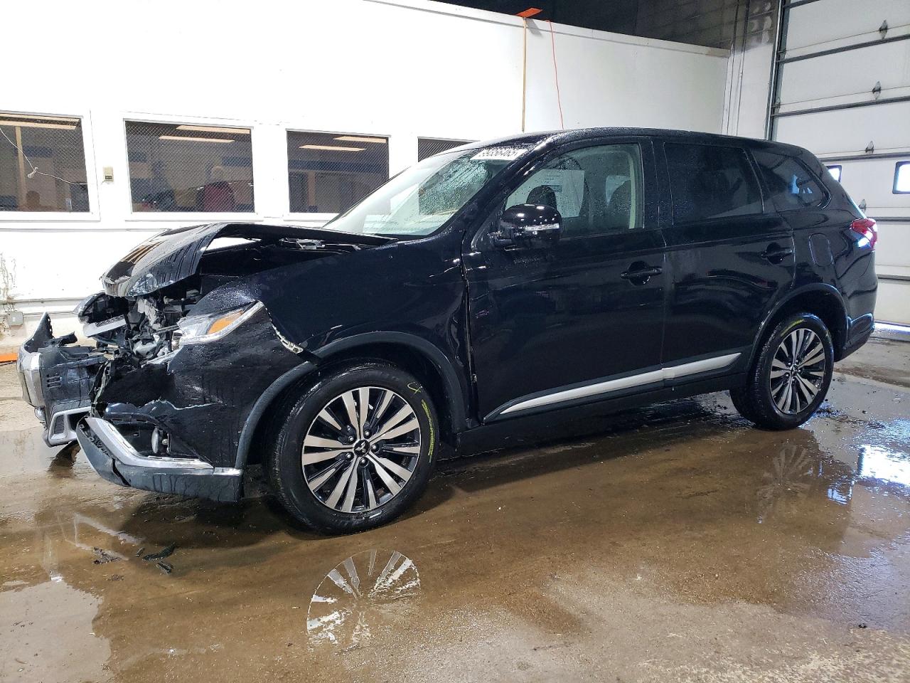 2019 MITSUBISHI OUTLANDER