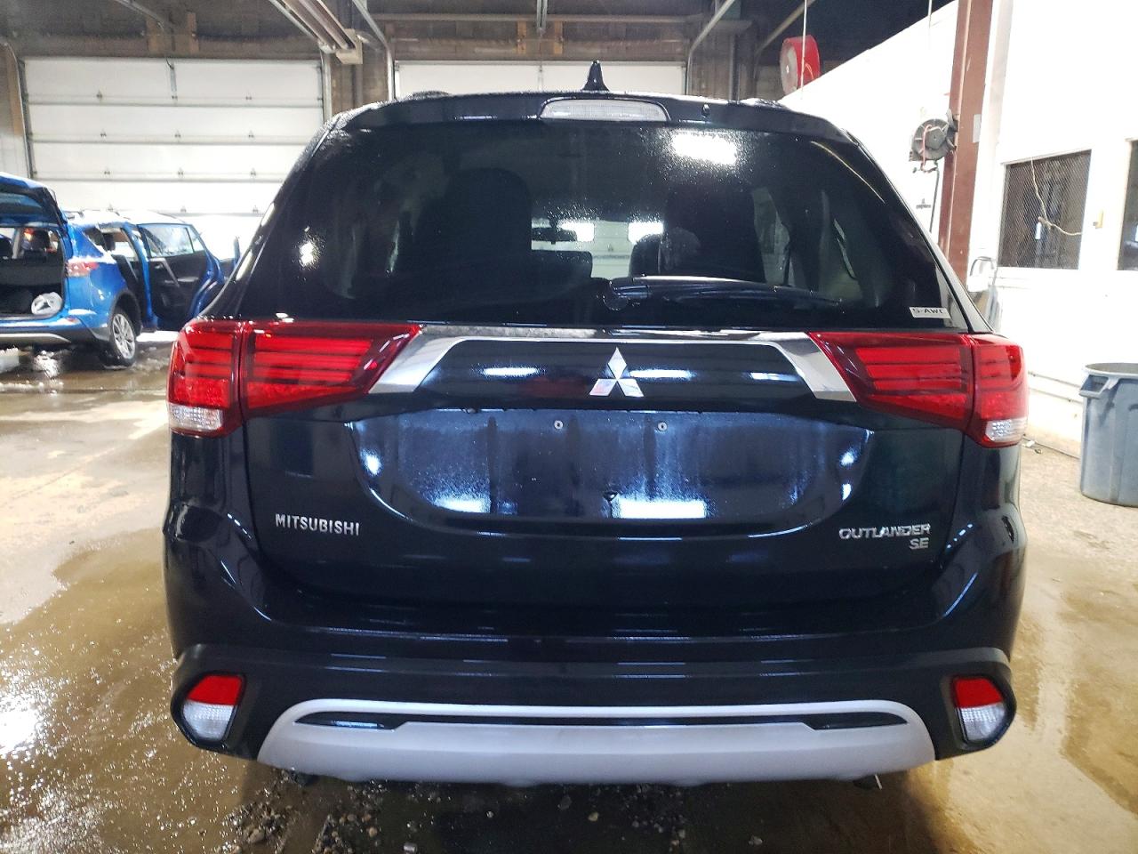 2019 MITSUBISHI OUTLANDER SE photo 11