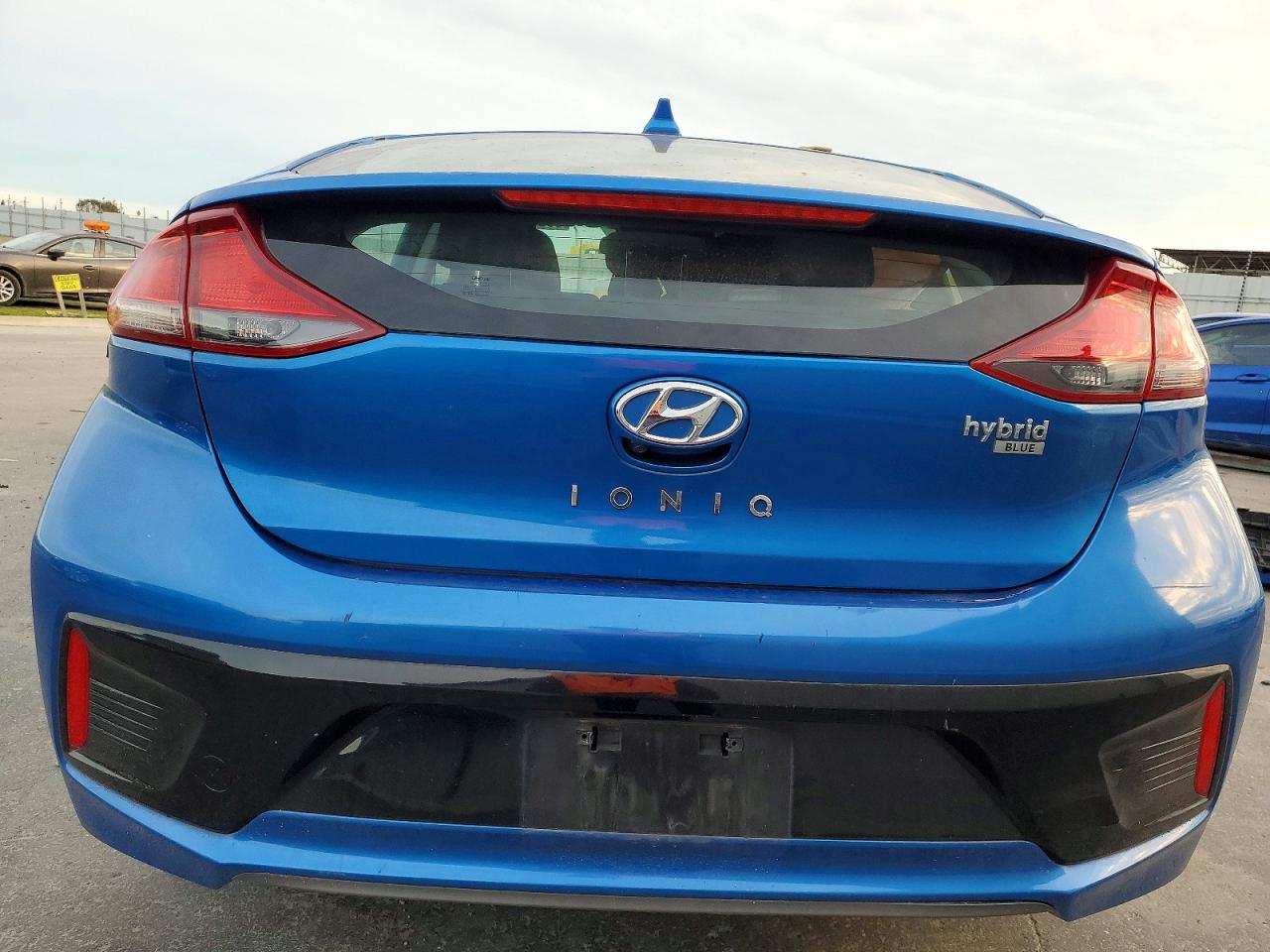 2017 HYUNDAI IONIQ BLUE photo 6